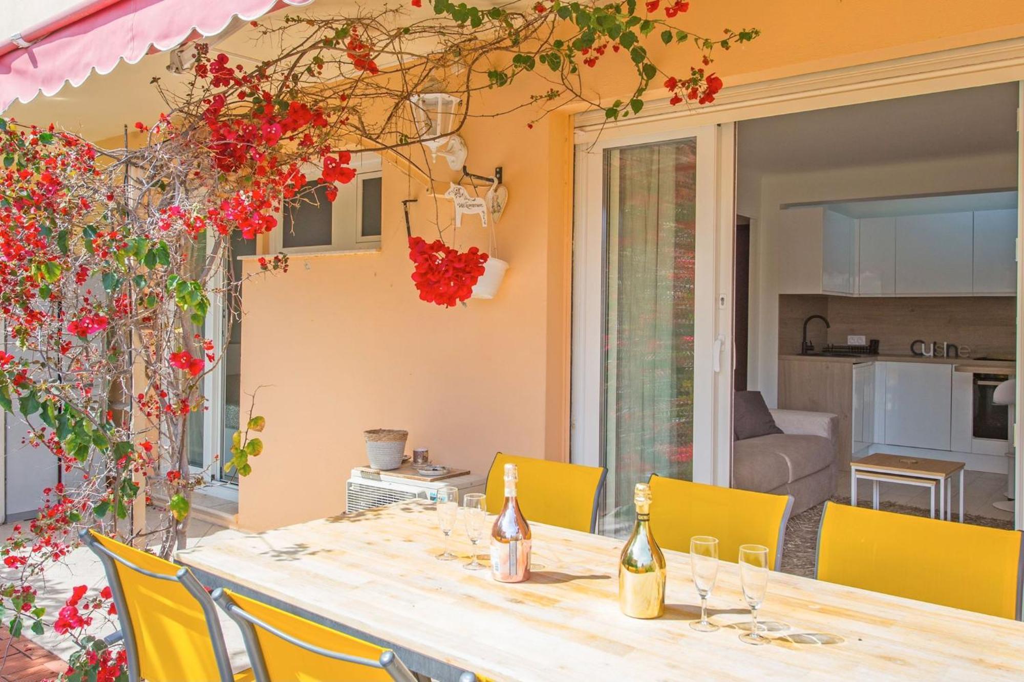 Appartement Carnoles Pres Des Plages Roccabruna Esterno foto
